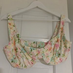 Abercrombie curve love bikini top size M